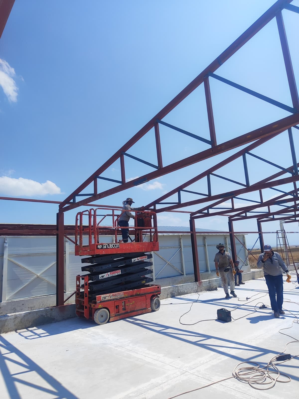 Sivrihisar ve Eskişehir Kırsal Hattında Sepetli Platform Kiralama saha çalışması